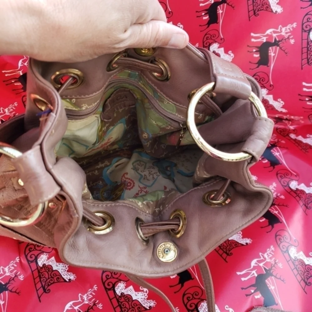 Bulga Bag - Picture 11 of 11